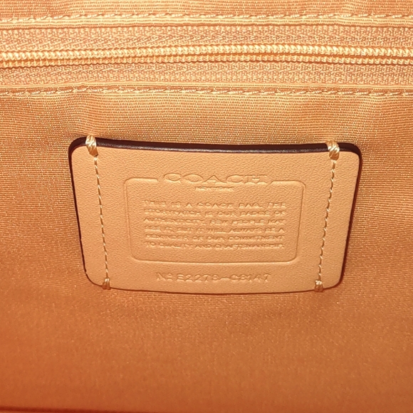 COACH Cammie Chain Tote in Faded Blush - Picture 9 of 12